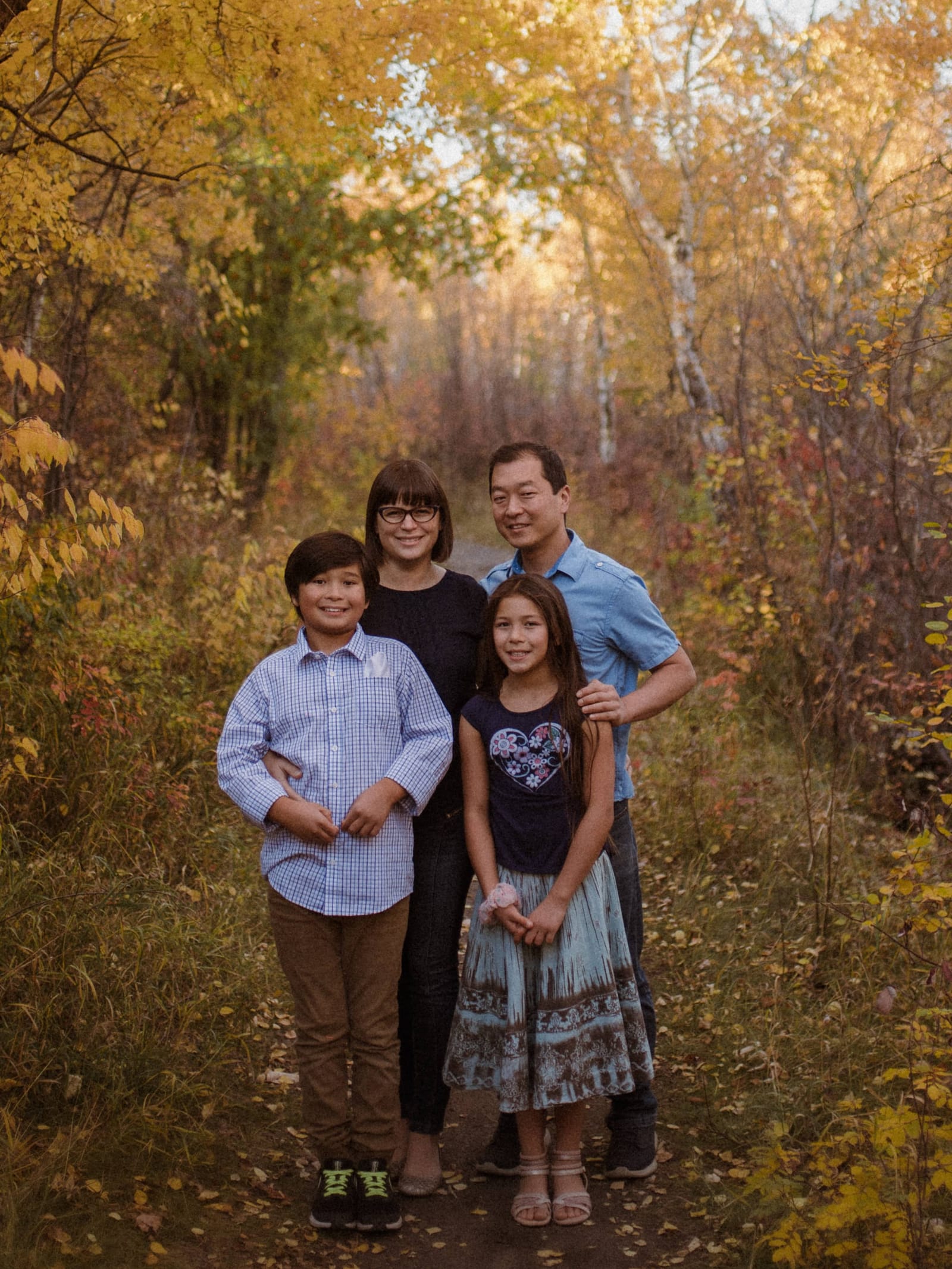 Family photography Edmonton — kids playing outdoors