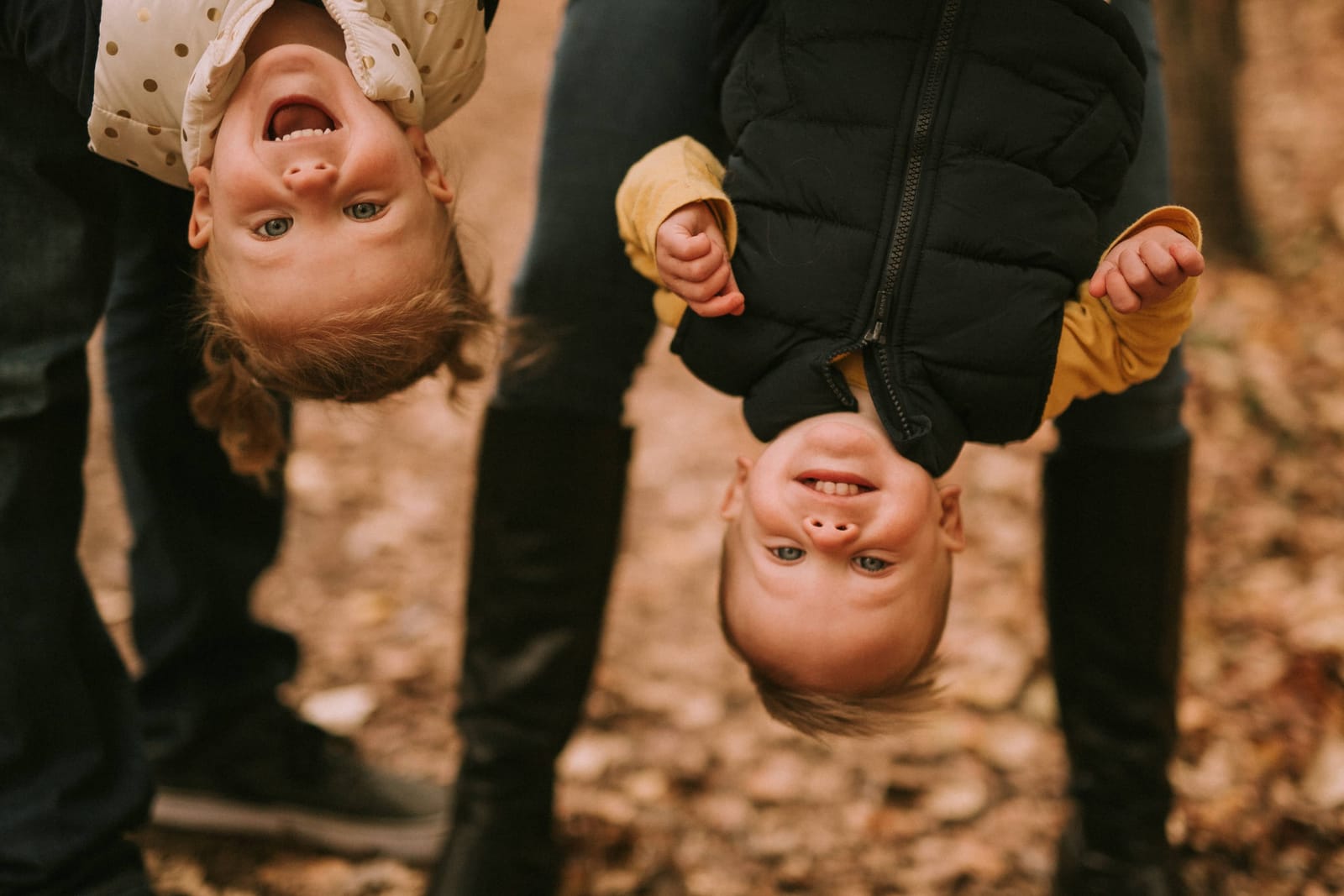 Family photography Edmonton — parents with children